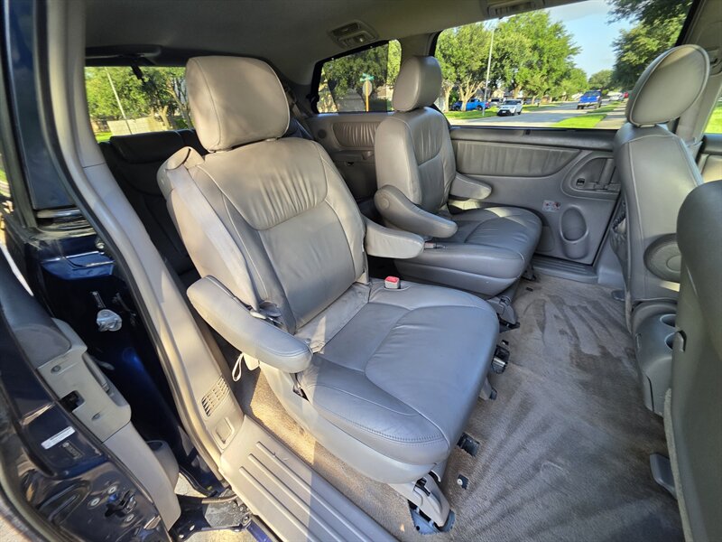 2007 Toyota Sienna XLE Limited 7-Passenger