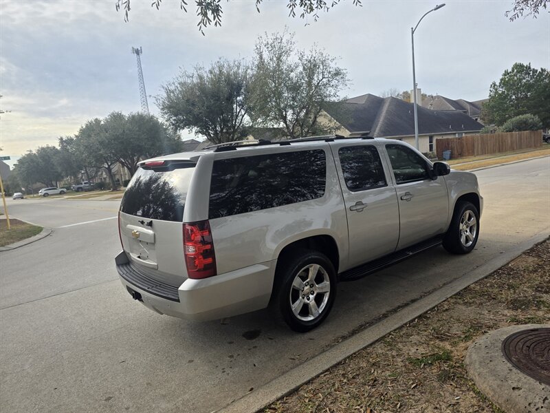 2007 Chevrolet Suburban LT
