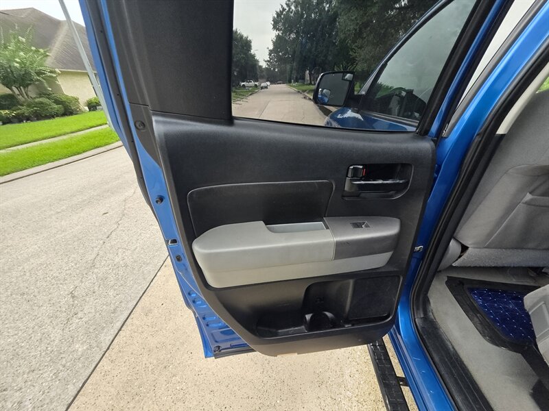 2010 Toyota Tundra Grade