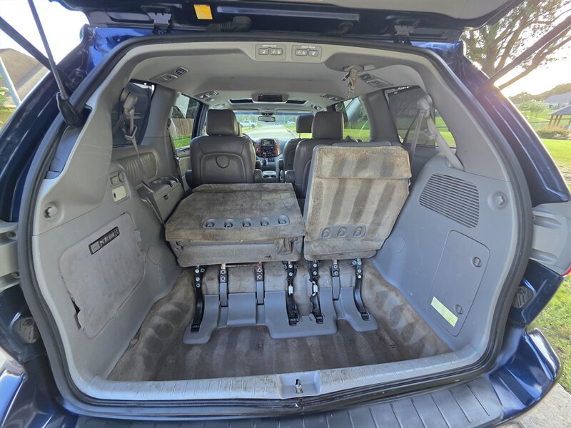 2007 Toyota Sienna XLE Limited 7-Passenger