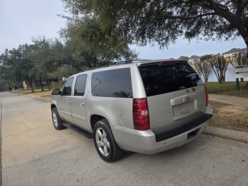 2007 Chevrolet Suburban LT