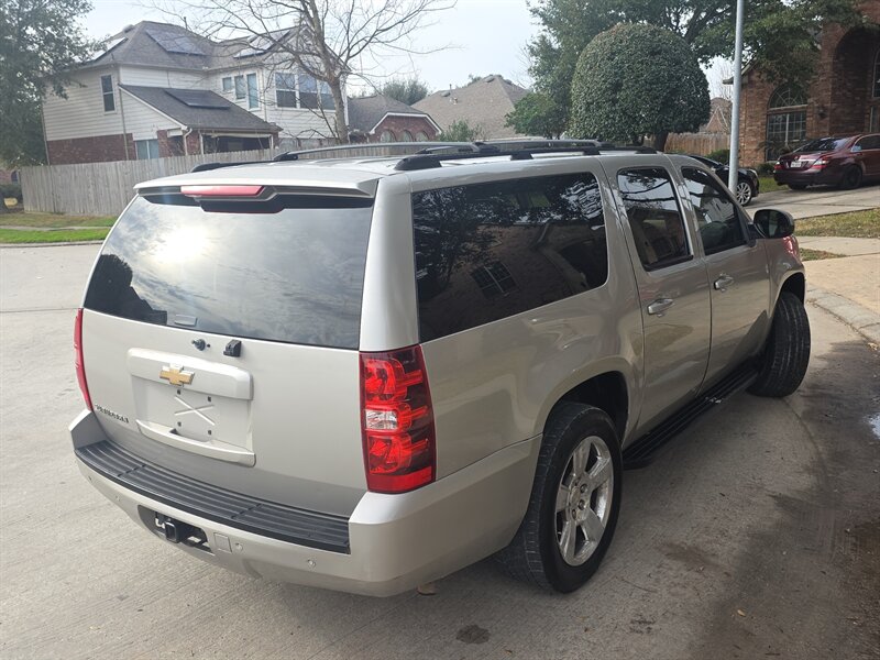 2007 Chevrolet Suburban LT