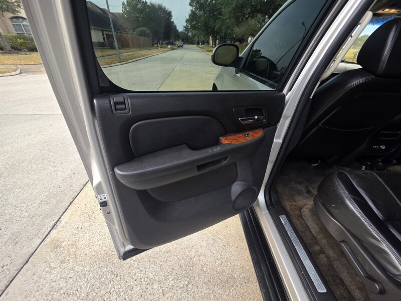 2007 Chevrolet Suburban LT