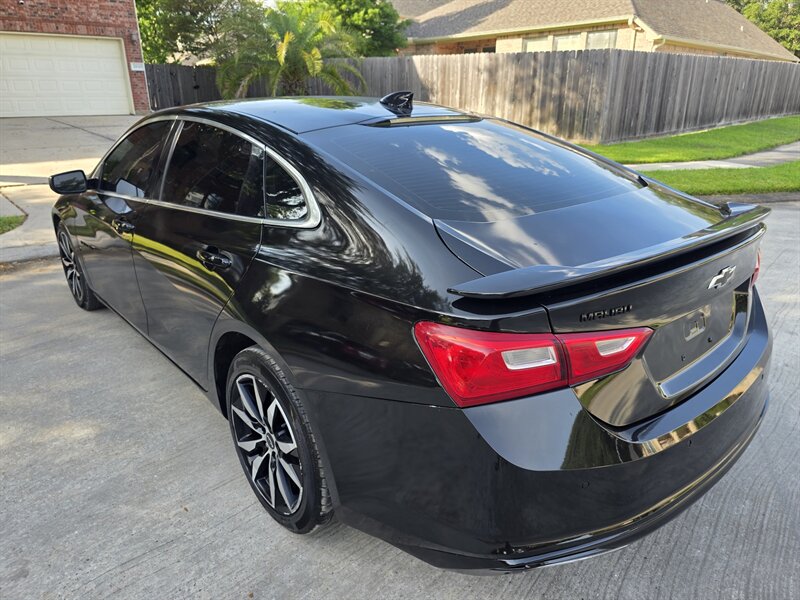 2021 Chevrolet Malibu RS
