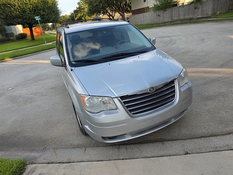 2008 Chrysler Town and Country Touring