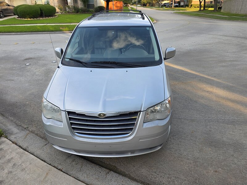 2008 Chrysler Town and Country Touring