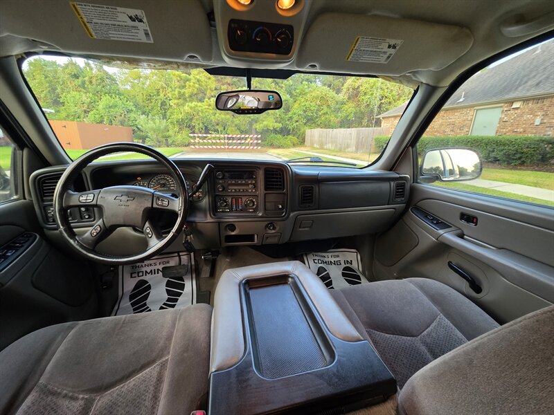 2006 Chevrolet Suburban LT 1500