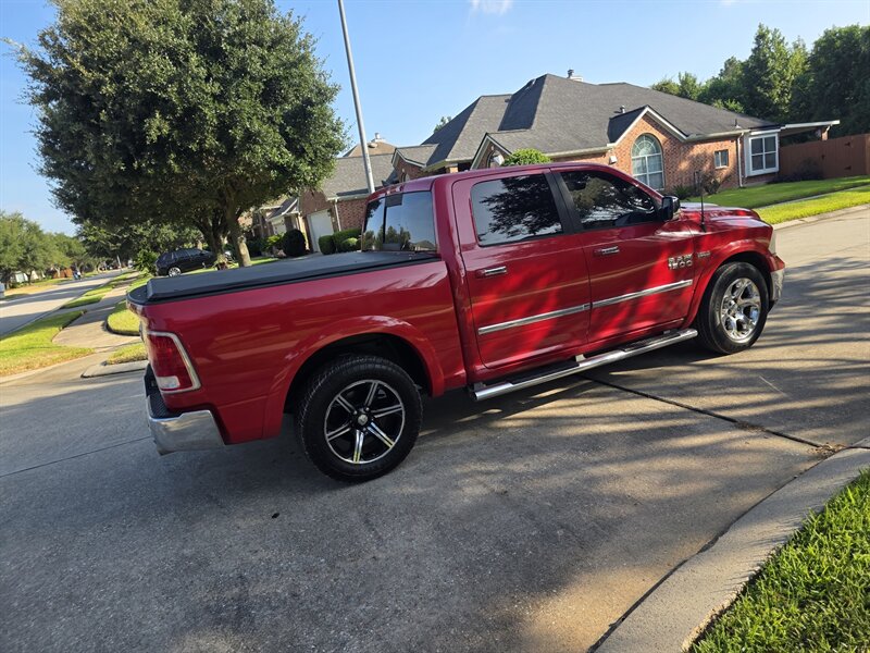 2014 Dodge Ram 1500 Laramie