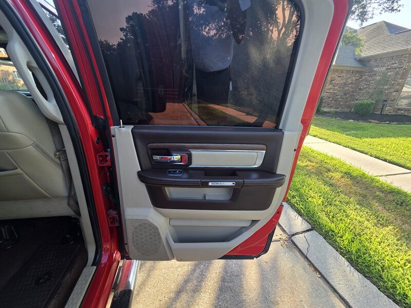 2014 Dodge Ram 1500 Laramie