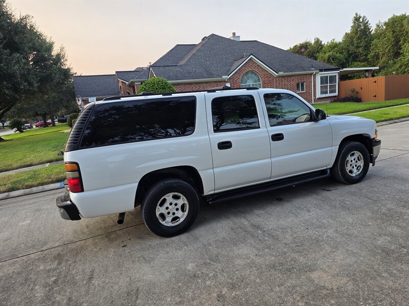 2006 Chevrolet Suburban LT 1500