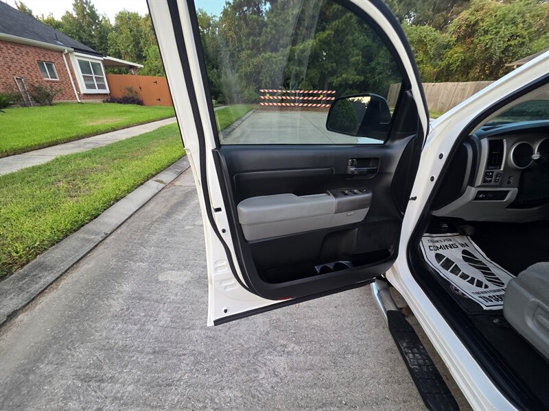 2012 Toyota Tundra Grade