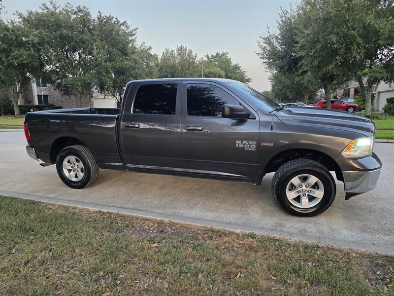 2019 Dodge Ram 1500 SLT