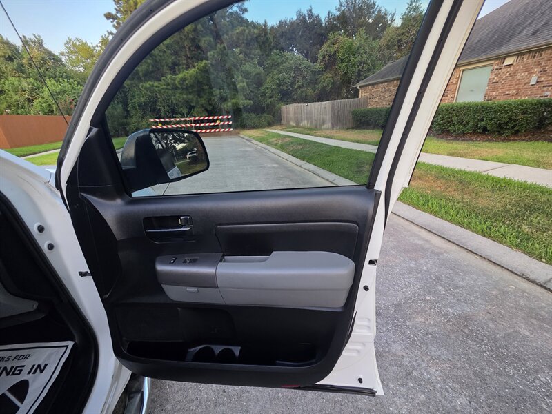2012 Toyota Tundra Grade