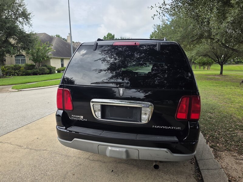 2003 Lincoln Navigator Luxury