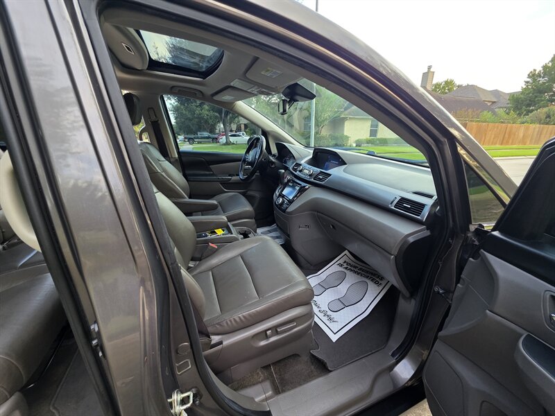 2014 Honda Odyssey EX-L w/DVD