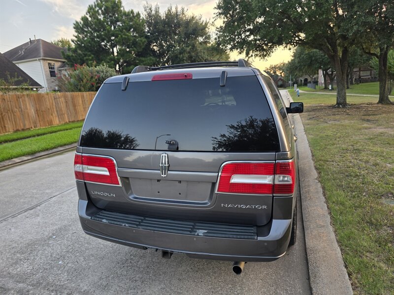 2014 Lincoln Navigator