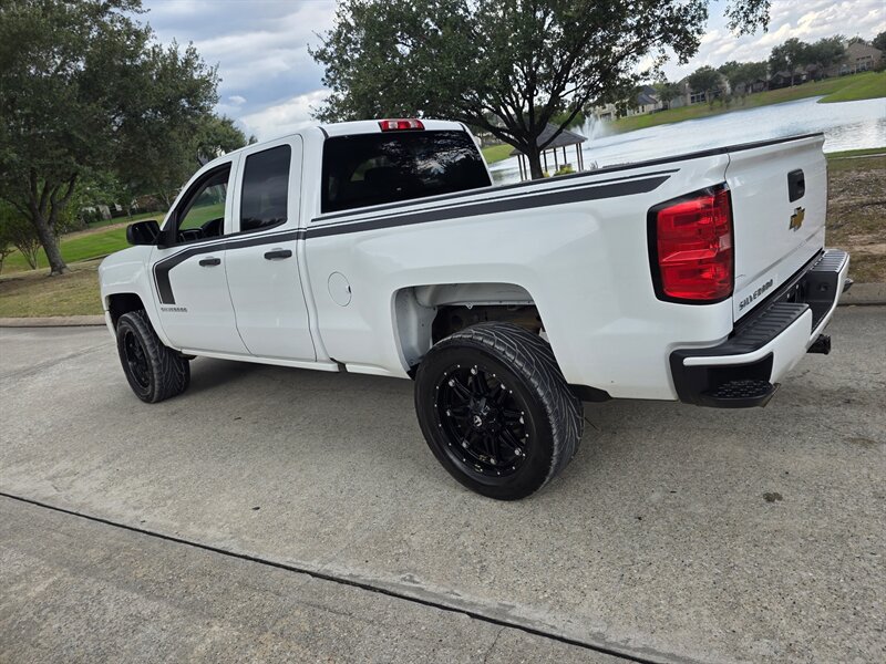 2017 Chevrolet Silverado 1500 Custom