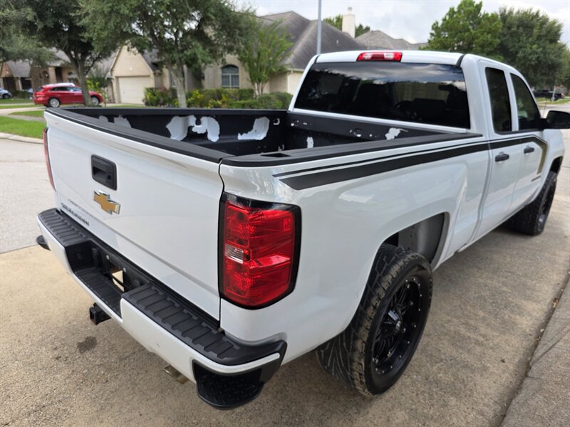 2017 Chevrolet Silverado 1500 Custom
