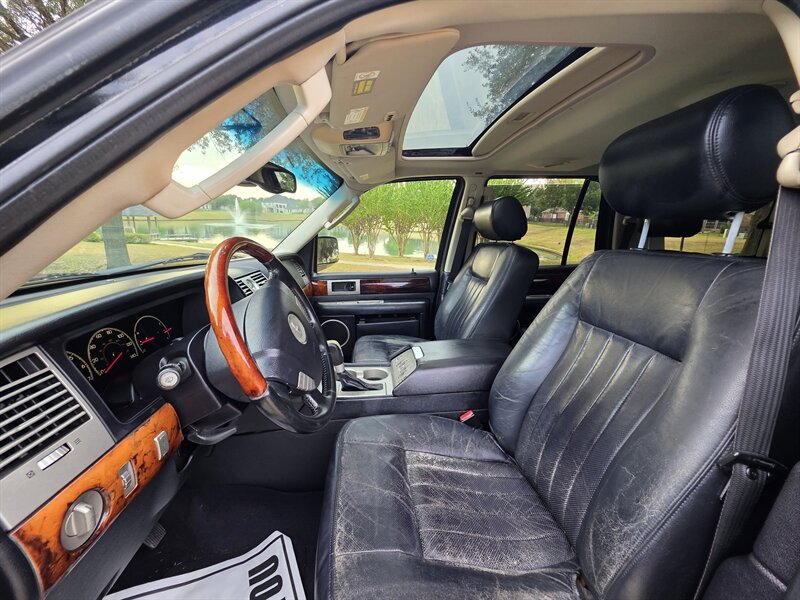 2003 Lincoln Navigator Luxury