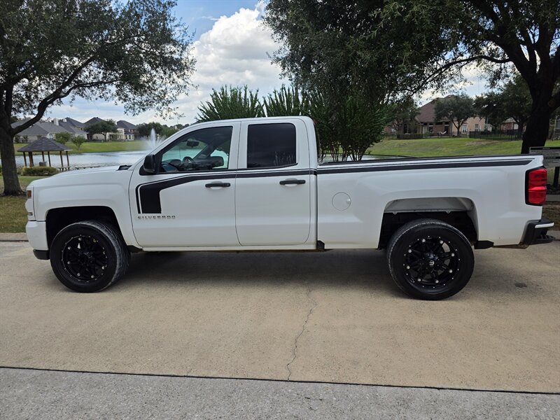 2017 Chevrolet Silverado 1500 Custom