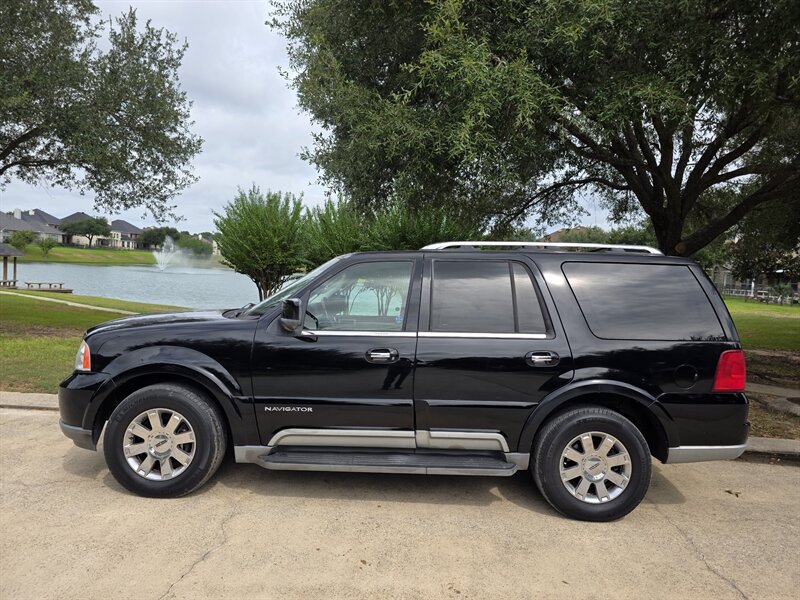 2003 Lincoln Navigator Luxury