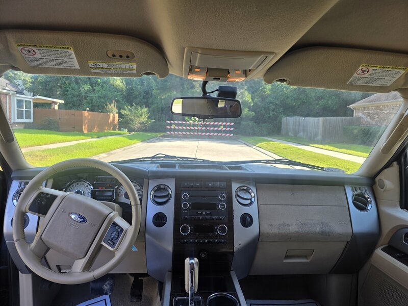 2011 Ford Expedition XLT