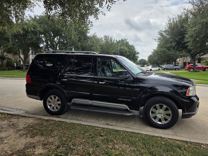 2003 Lincoln Navigator Luxury