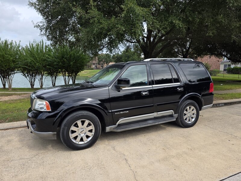 2003 Lincoln Navigator Luxury