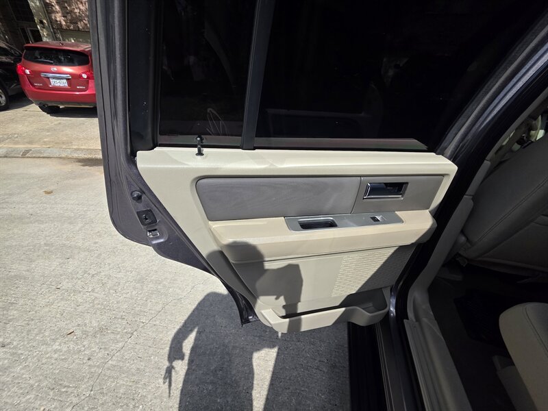 2012 Ford Expedition XLT