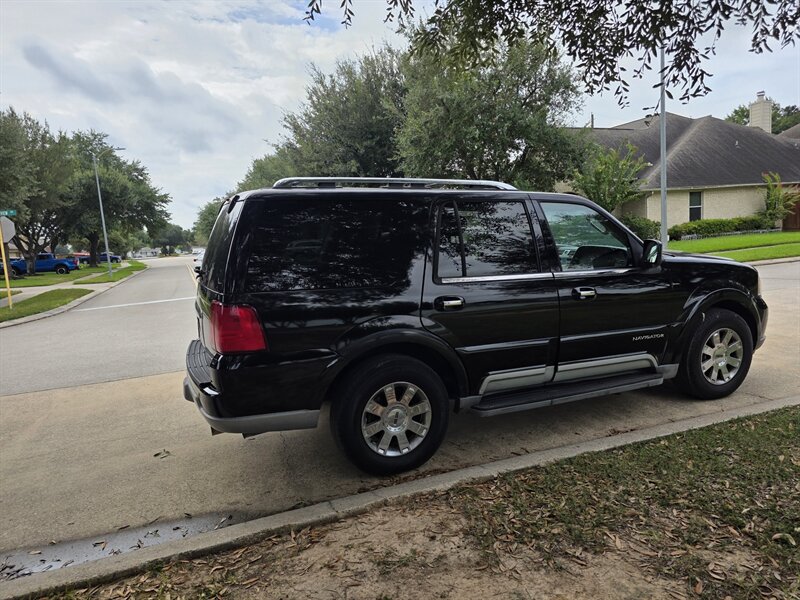 2003 Lincoln Navigator Luxury