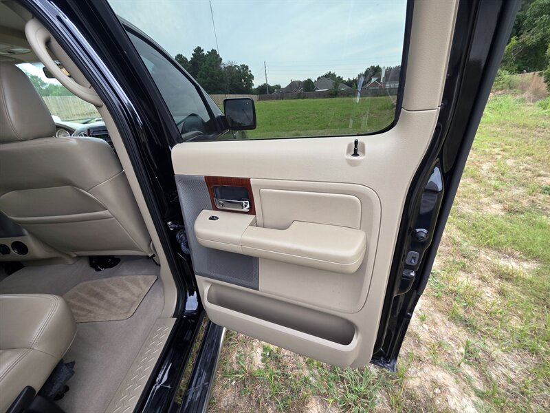 2006 Ford F-150 XLT