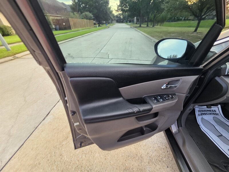 2014 Honda Odyssey EX-L w/DVD