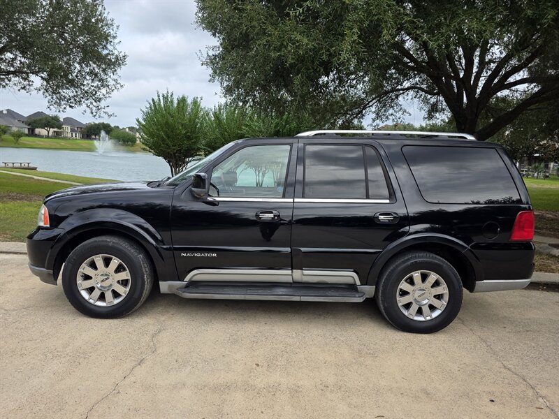 2003 Lincoln Navigator Luxury