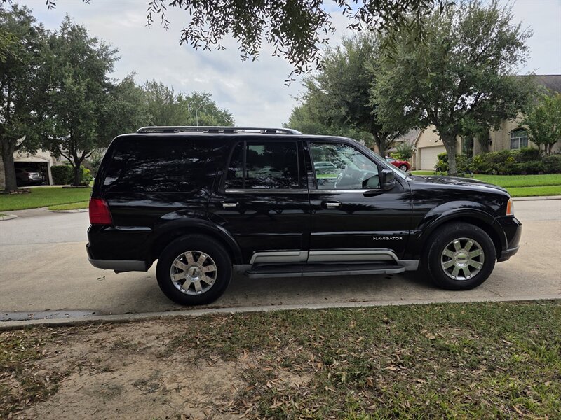 2003 Lincoln Navigator Luxury