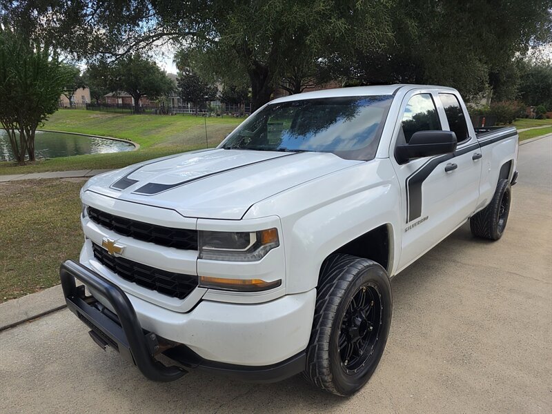 2017 Chevrolet Silverado 1500 Custom