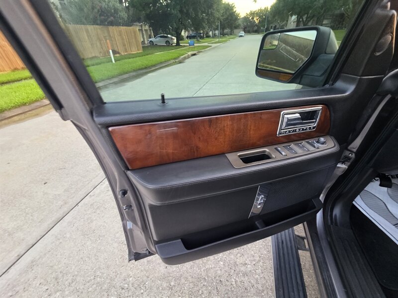 2014 Lincoln Navigator