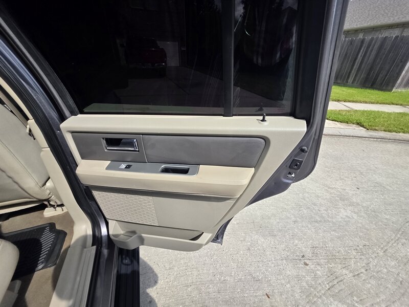 2012 Ford Expedition XLT