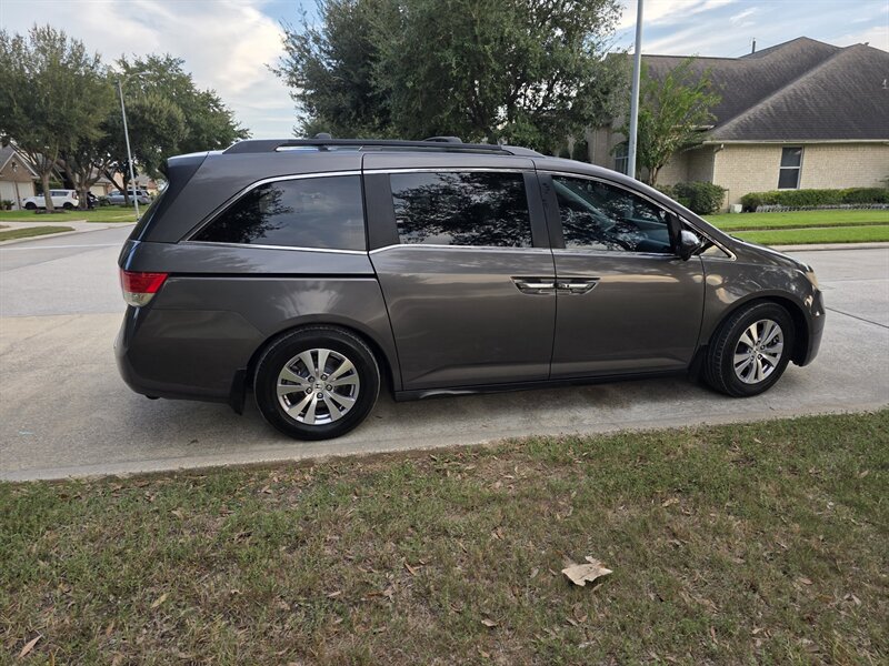 2014 Honda Odyssey EX-L w/DVD
