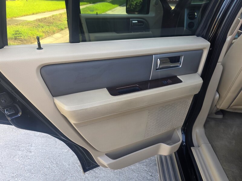 2011 Ford Expedition XLT