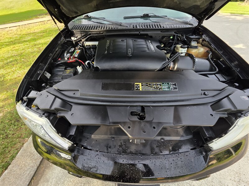 2003 Lincoln Navigator Luxury