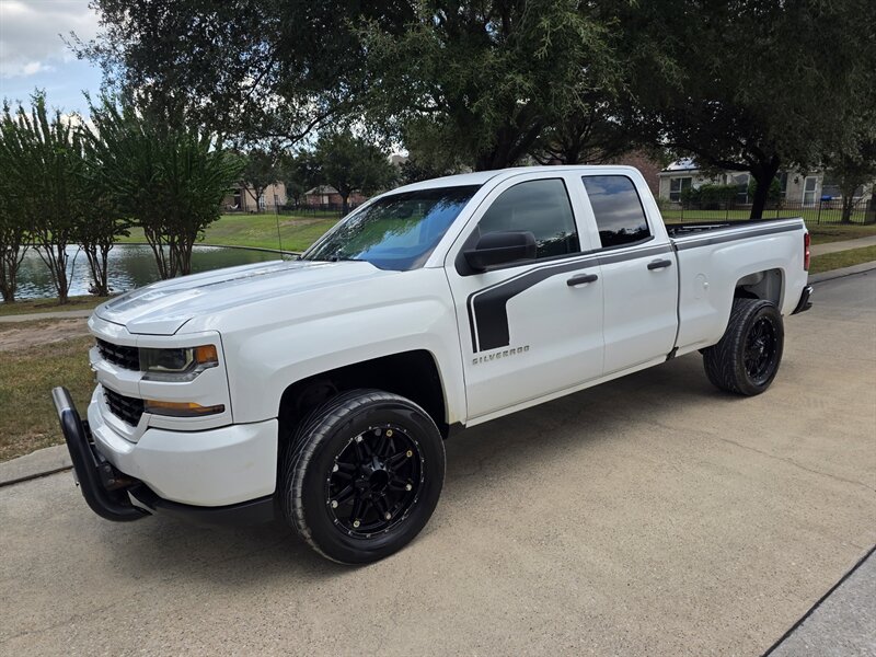 2017 Chevrolet Silverado 1500 Custom