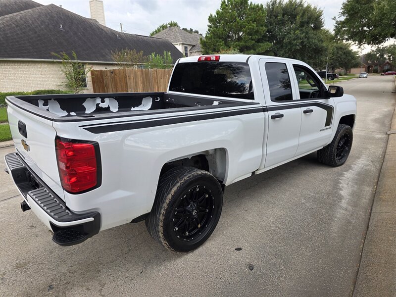 2017 Chevrolet Silverado 1500 Custom