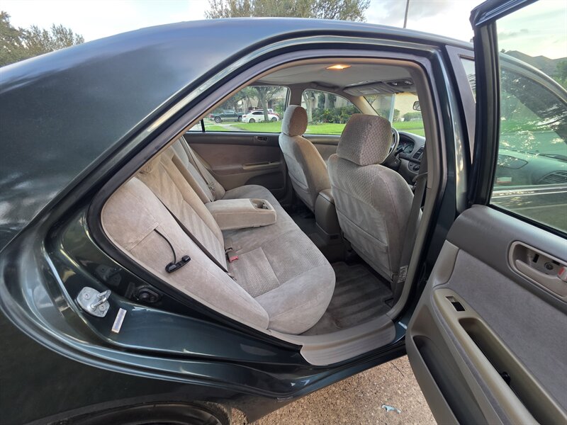 2003 Toyota Camry LE