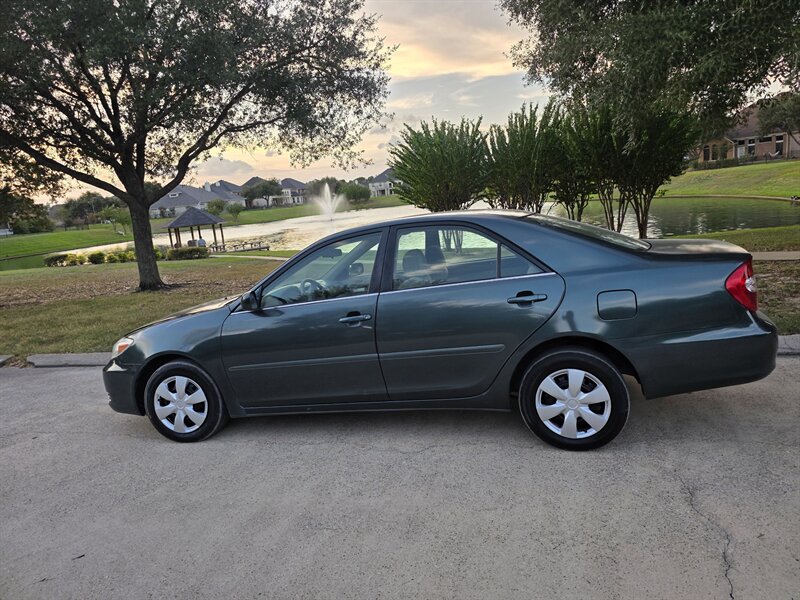 2003 Toyota Camry LE