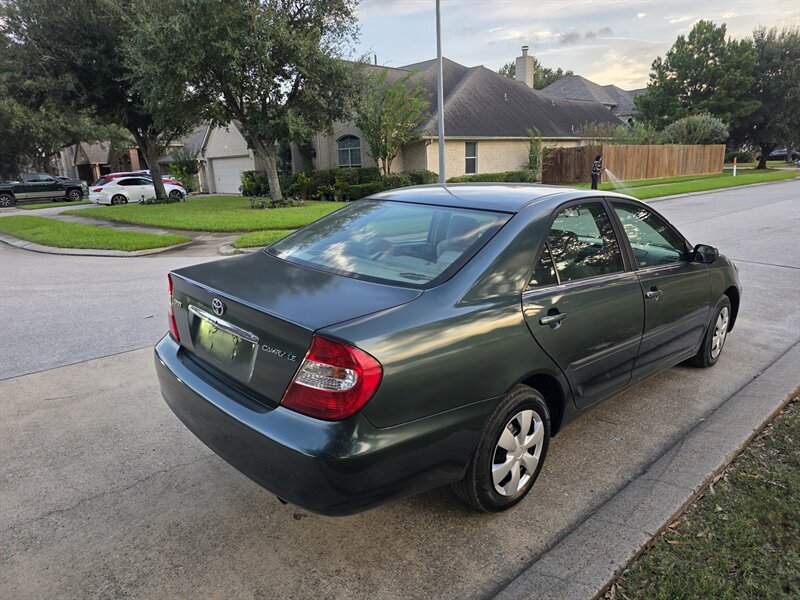 2003 Toyota Camry LE