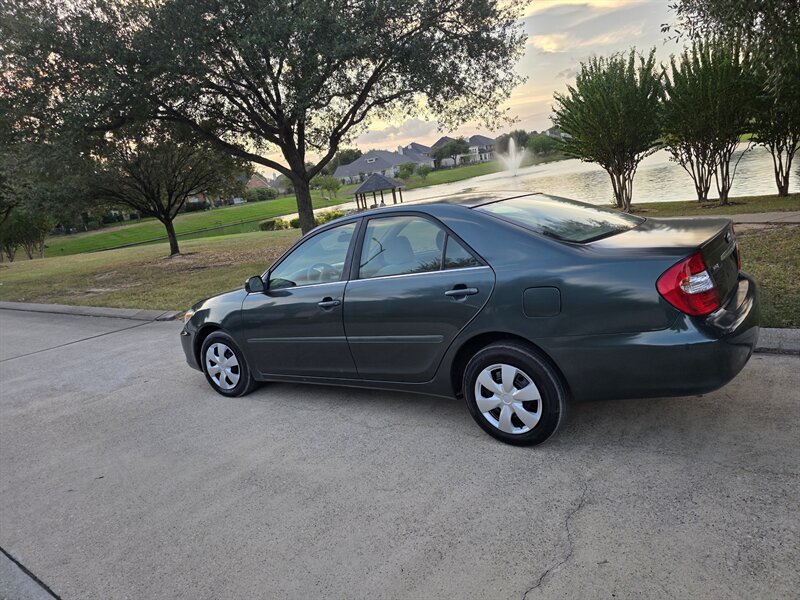 2003 Toyota Camry LE