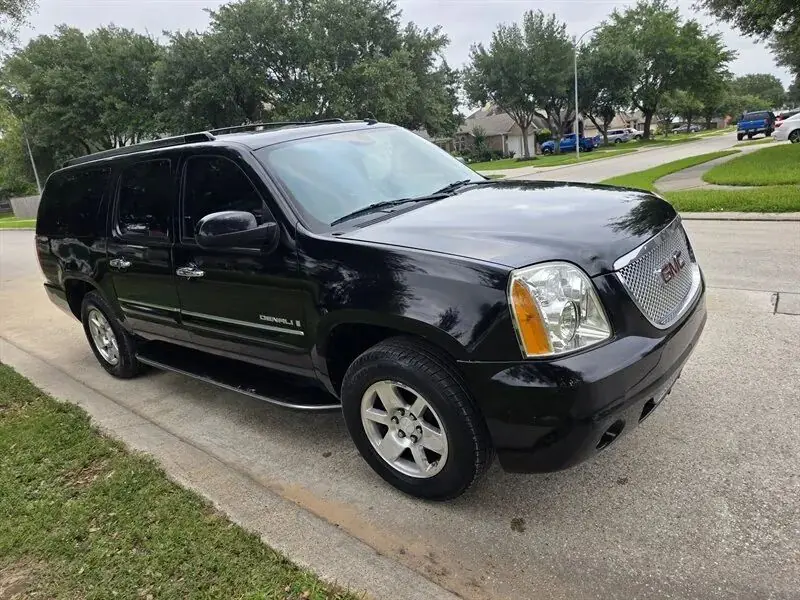 GMC Yukon exterior example