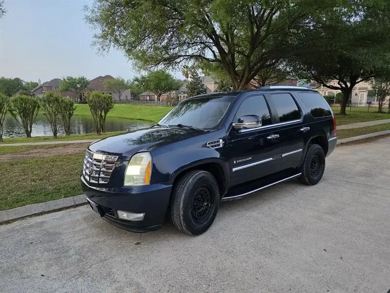 Cadillac Escalade exterior example