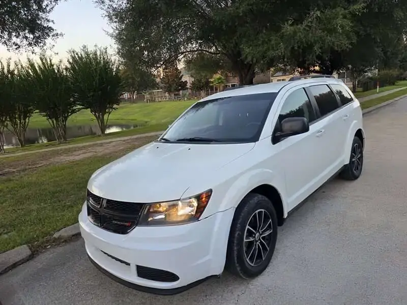 Dodge Journey exterior example