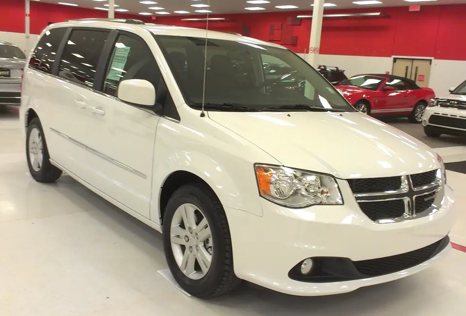 2016 Dodge Grand Caravan exterior reference